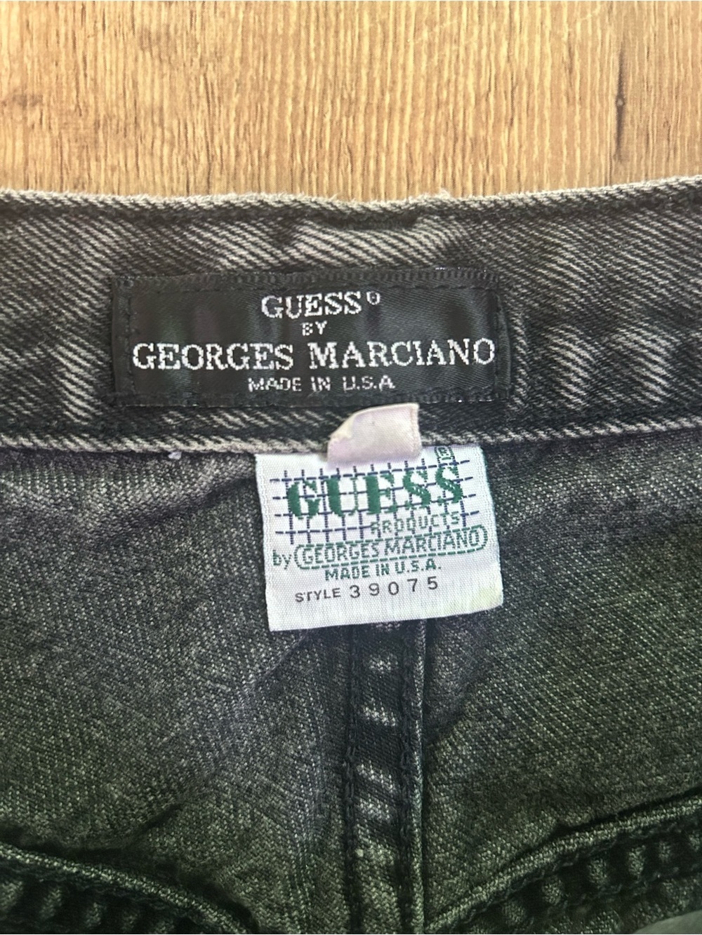 Vintage Guess Georges Marciano USA Black Acid Wash Mom Jeans Size 4 27.5 Waist - Picture 12 of 16